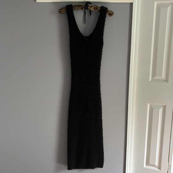 All black dress - Picture 1 of 3